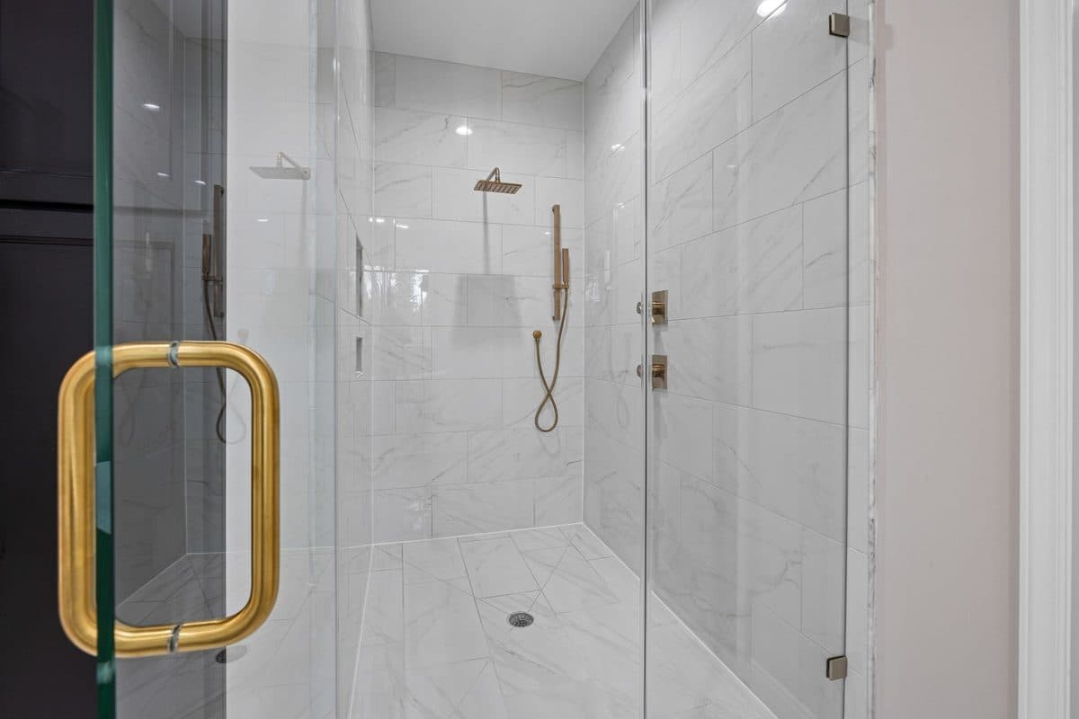 Douche à l'italienne